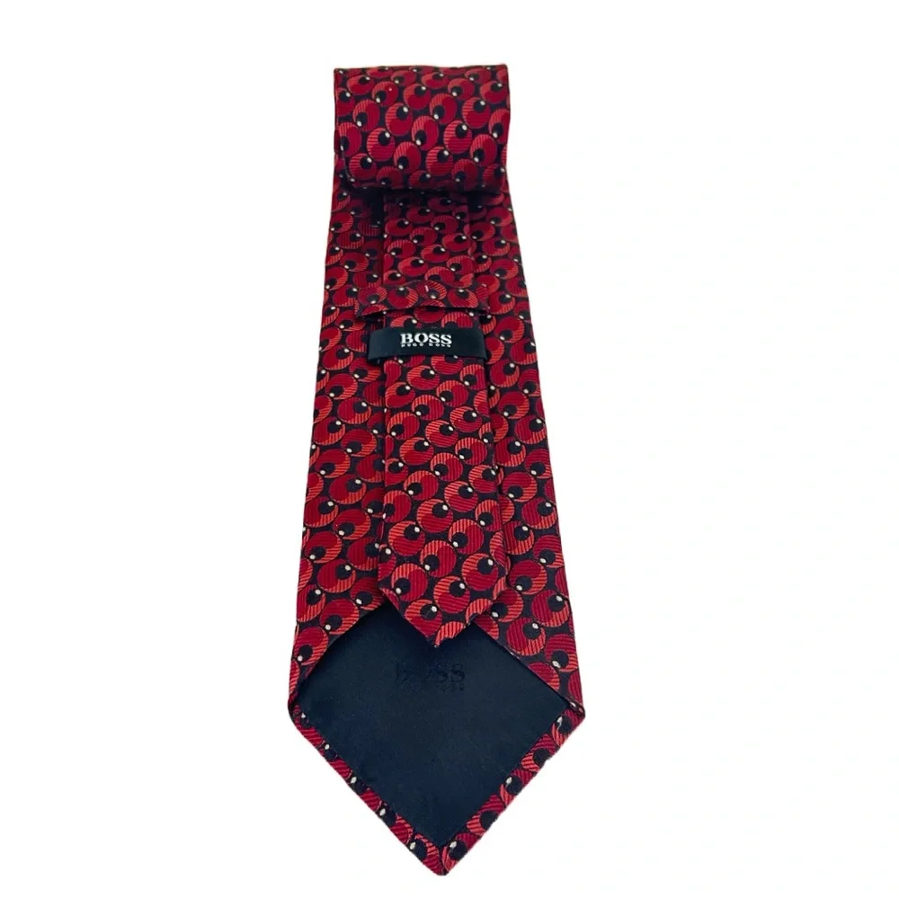 Hugo Boss 100% Silk Men's Tie Necktie‎ Red Geometric Made in Italy 60” X 3.5”